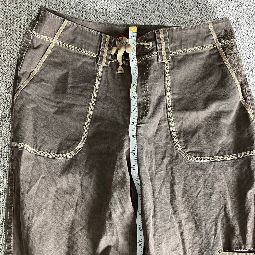 Eddie Bauer Cargo Pants Capri Women's Straight Brown Casual Relaxed Size 6 - Picture 5 of 16